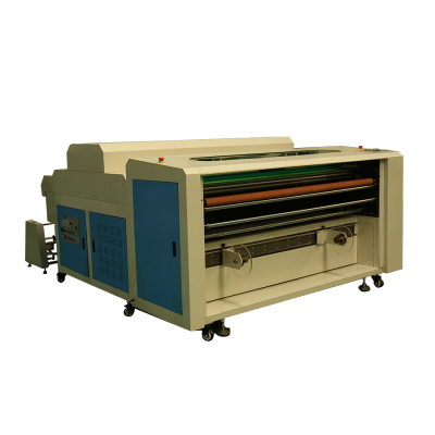 Automated UV coating for big prints