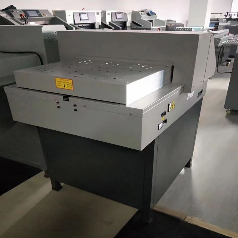 490 القاطع الرقمي