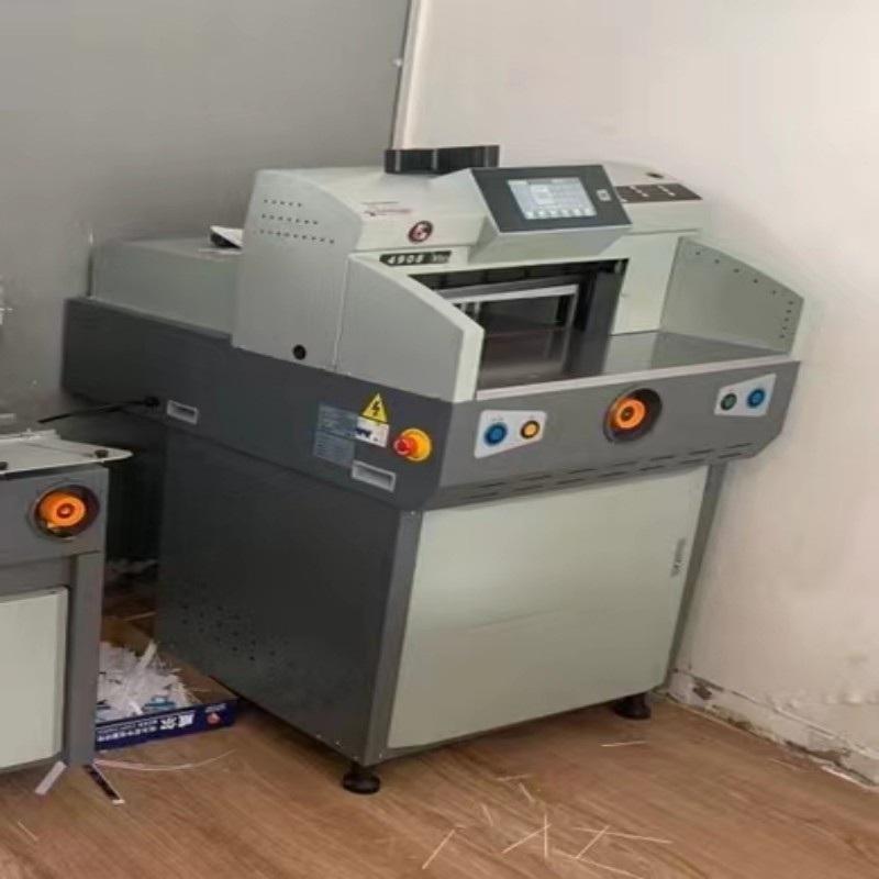 490 القاطع الرقمي