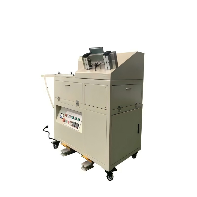 ماكينة صنع كتب الزفاف