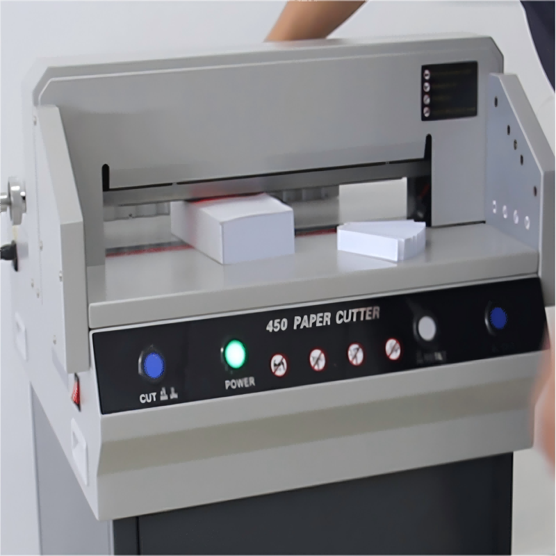 مقص ورق كهربائي