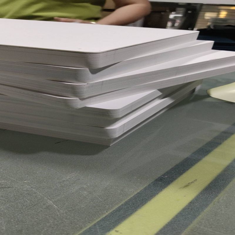 قاطعة زاوية مستديرة يدوية