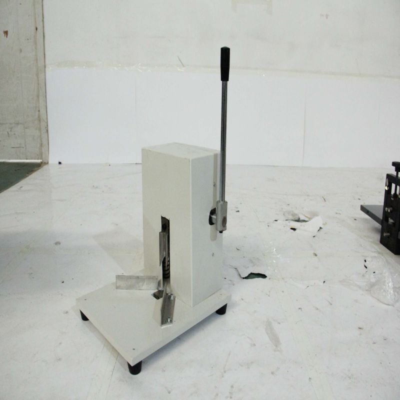 قاطعة زاوية مستديرة يدوية