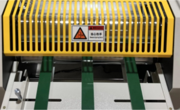 Machine de plastification hydraulique à grand rouleau de haute qualité