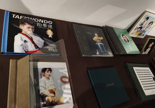 Welcoming Clients to Our World of Photo Albums – Our Photo Album Exhibition Hall Welcoming Clients to Our World of Photo Albums – Our Photo Album Exhibition Hall