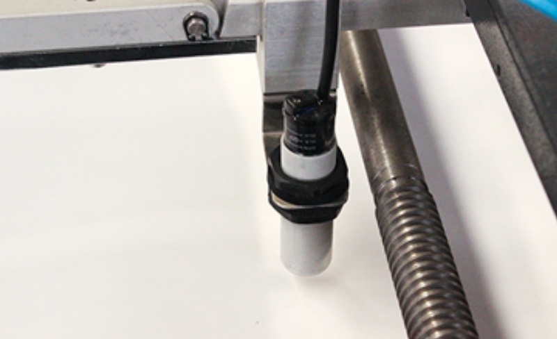 آلة التجعيد والطي الأوتوماتيكية QH FlexFold 3000