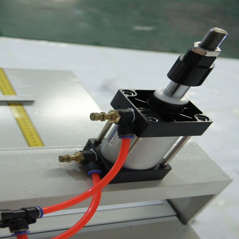 Pneumatic Creasing Machine