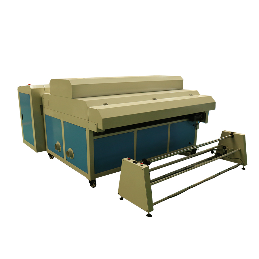 Wide web varnish machine